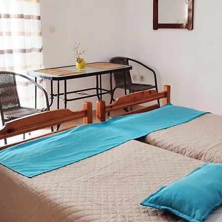 Katerina Rodon Apartmán Nea Roda